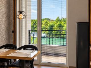 Park View Premium 1BR - Metro - Balcony - Fast WiFi - Modern Residential Complex - 2