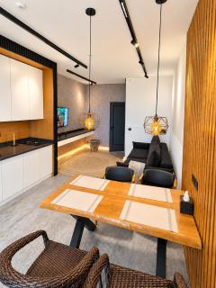 Park View Premium 1BR - Metro - Balcony - Fast WiFi - Modern Residential Complex - 2