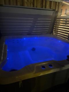 Le Chalet Lingonberry D3 Ski-in Ski-out, Hot Tub by Aavalevi - Levi - 2