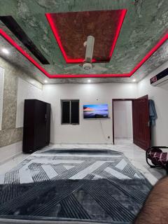 Elegent & colourful 2BR Luxury apartment - 4
