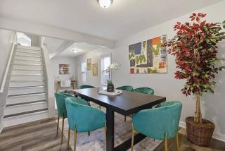 Bright & Stylish 4BR Home in Hinsdale, IL - 7