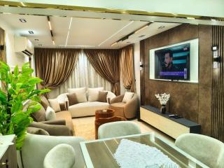 Spacious 3 Bedroom Apartment Opposite City Stars Nasr City شقة واسعة 3 غرف نوم أمام سيتي ستارز مدينة نصر - 0