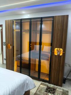Spacious 3 Bedroom Apartment Opposite City Stars Nasr City شقة واسعة 3 غرف نوم أمام سيتي ستارز مدينة نصر - 1