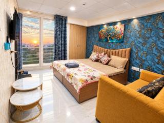 CozyDen 1BHK Apartment at Prime Location - 2