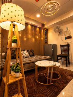 CozyDen 1BHK Apartment at Prime Location - 9