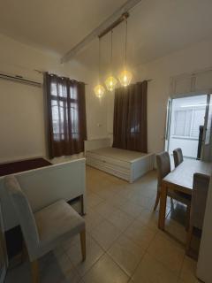Charming 3-Room Apt in Haifa Daniel 6 1 floor - 0