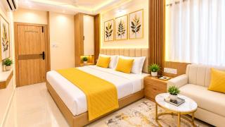 Hotel Premium NK Stay Near Railway Station # Mahakaleshwar Jyotirlinga Temple # Best Prime Location # Family Hotel - 0