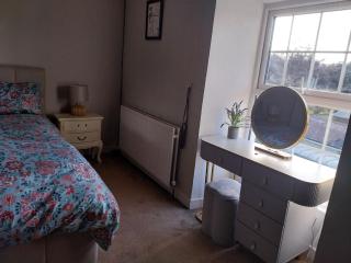Fortedward Farm House - 1