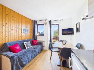 Studio cabine à 80m des pistes avec parking et balcon exposé sud - 9