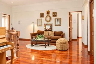 3BR Sky Oasis Penthouse with City Views Parking Country Club Zone - 3