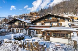 Gruppenhaus Weinberghof mit Kino, Spa & Terrasse - 8