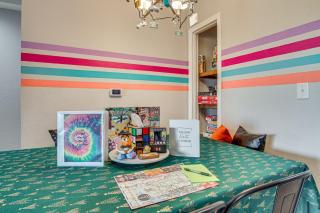 'Groovy Games Getaway' Holiday Stay in Branson! - 4