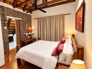 Carpe Diem Under new management & newly renovated - 6