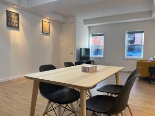 Modern Stay 5 Mins Walk to Metro 1374 - 4