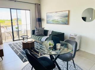 Executive Business & Lifestyle Apartment Near Waterfall City, Mall of Africa and Gallagher Convention Centre - 8