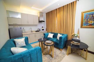 1 bad luxury apartment - 3