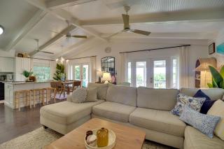 Oceanfront Gem! Steps to Sand, Miles from Ordinary - 7