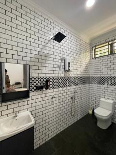 Villa Aqilla Homestay - Jertih - 2
