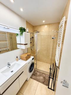 APARTAMENT PORT z ogrodem i widokiem na jezioro - 3