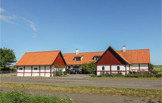 Cozy Apartment In Nexø With Wifi - 1
