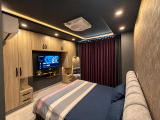 Starlight 1-Bedroom Apartment - 8