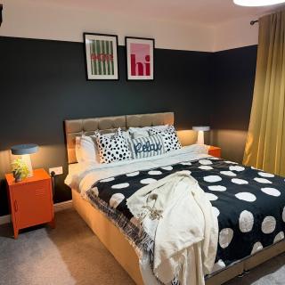 Stylish Durham 3-Bed Comfort Long Stays - 9