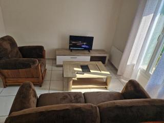 Ground-Floor Apartment With private Garden - Étampes - 9