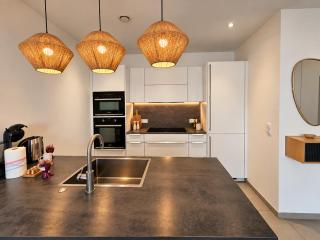 Bright 1 bedroom Retreat with terrace and parking - 3