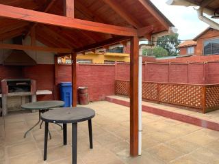 casa cómoda para familias grandes - 9