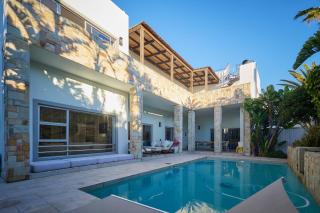 Atlantic Palms Courtyard - 8