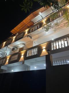 Monza Villa - 0