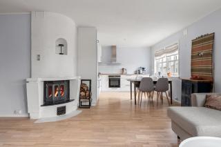 Tromsø 80 m² Apartment with balcony sea view - 0