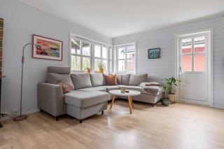 Tromsø 80 m² Apartment with balcony sea view - 8