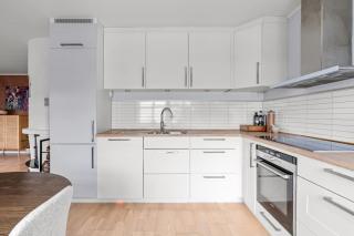 Tromsø 80 m² Apartment with balcony sea view - 6