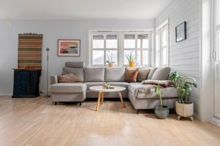 Tromsø 80 m² Apartment with balcony sea view - 9