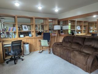Peterson Apartment - 1