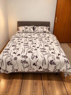 Lovely one bedroom - 2