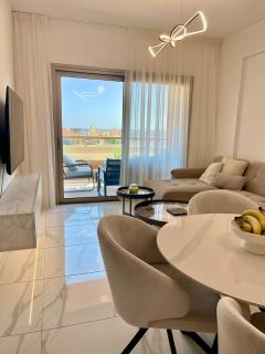 Maison Lazarus - Serene SeaView Luxe Apt Close to Larnaca & Ayia Napa - 3