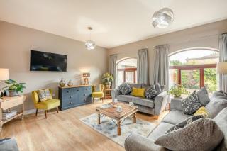2 Bed in Toft Hill oc-80003 - 0