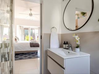 Amalfi Place - 7