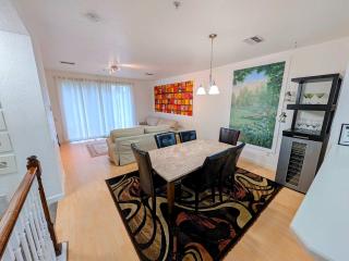4846-Epic Home 3 Suites at Vista Cay Resort - 2