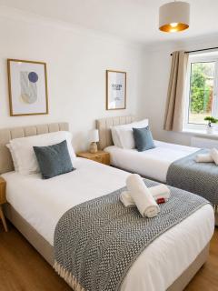 Cosy Wisbech Home Sleeps 6 with Free Parking - 5