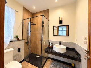 Luxury 2BDR Apartment l Lake View in New Cairo - 5