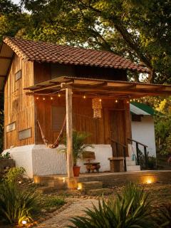 Tiny House de Madera en Finca Orgánica - Piscina - BBQ - Fogata - Surf - 9