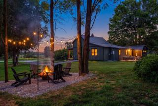 Cedar & Sage Farmhouse near Lake Cumberland - 0