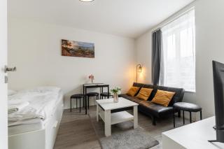 Anděl Work & Chill Studio by Rentez - Prague - 9