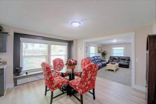 Fully Remodeled Home, 7 Mi to Roaring River! - 2