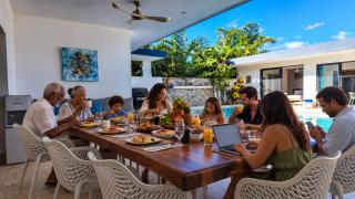 5 Bedroom Villa With BBQ and Washer - 2