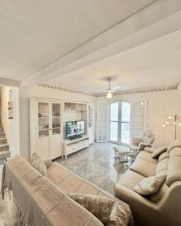 Casa na quadra mar com jacuzzi e área de lazer - Pontal do Sul - 9