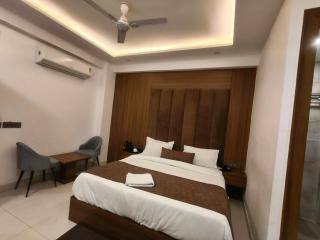 Hotel Masti - 3